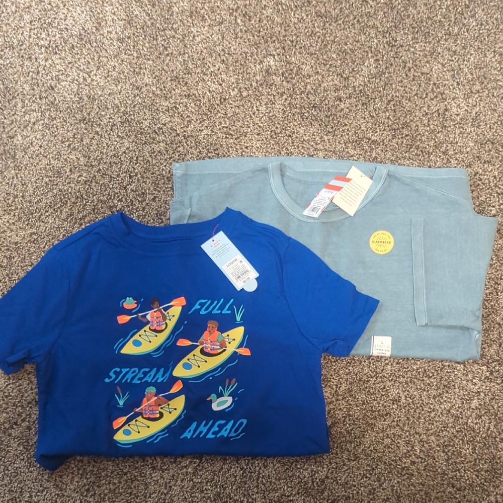 Lot Of 2 Graphic Kids T-Shirts‎
